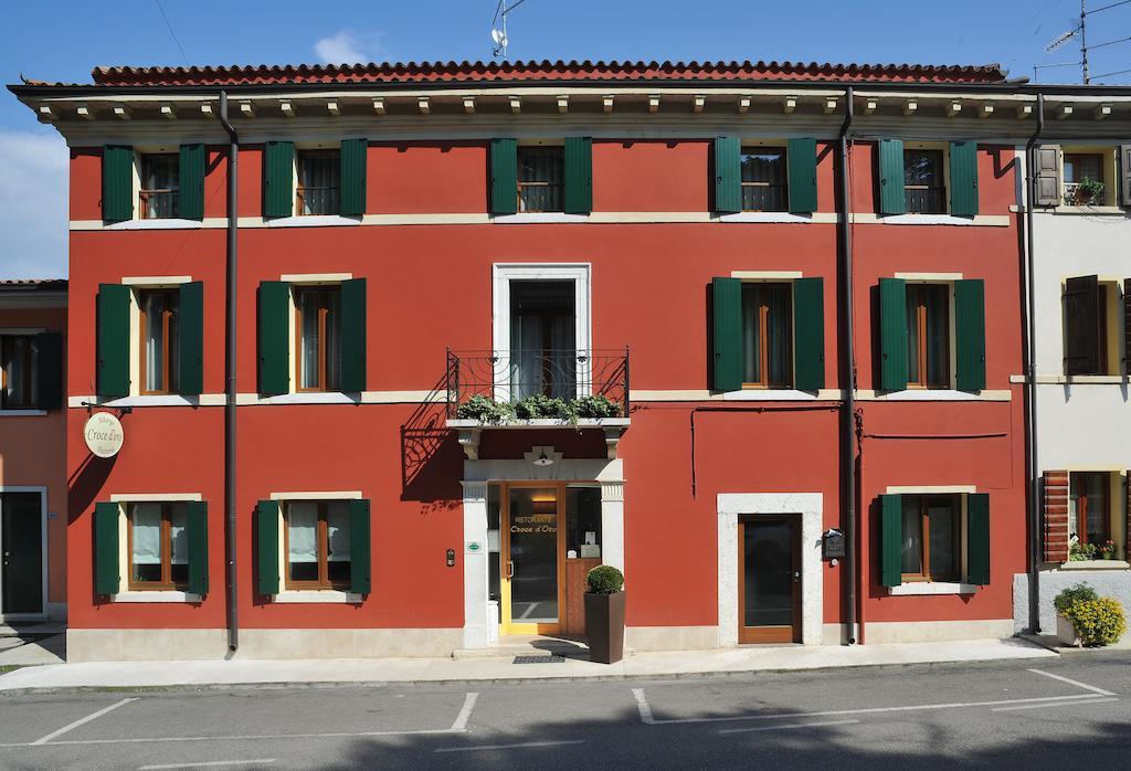 Albergo Croce D'Oro Dolcè エクステリア 写真