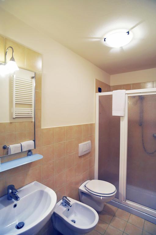 Albergo Croce D'Oro Dolcè 部屋 写真